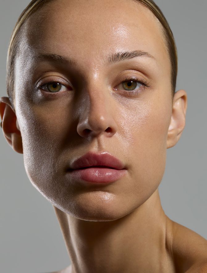 3 répercussions fréquentes du SOPK sur la peau, les cheveux et le bien-être