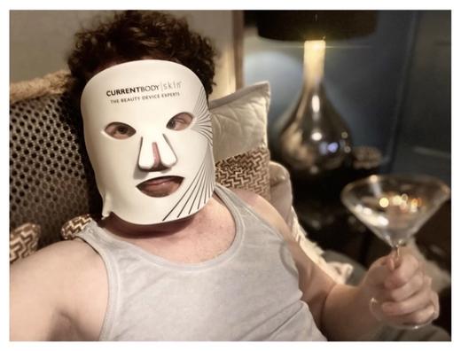 Les similarités entre un Game Boy et un masque LED