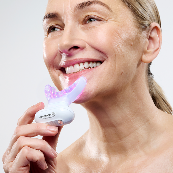 CurrentBody Skin Kit de Blanchiment des dents LED